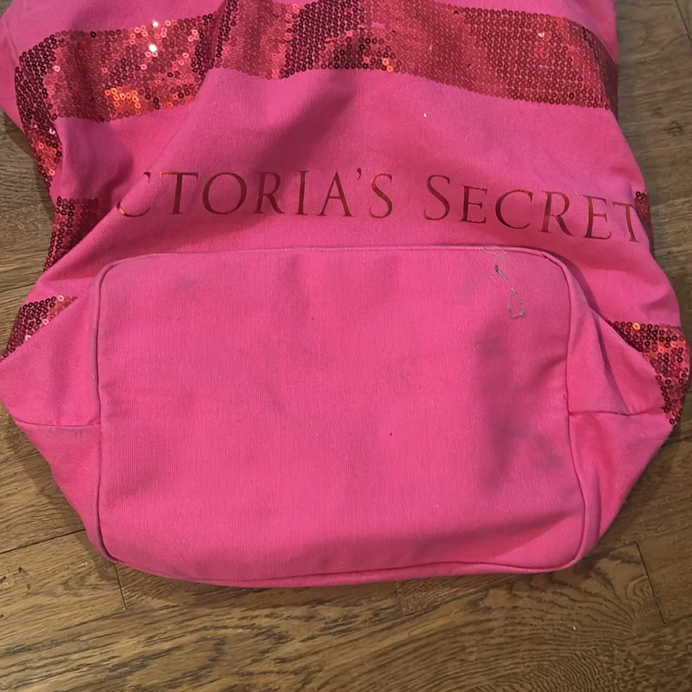 Victoria’s Secret Pink Sparkly Tote, Super Cute and Great Condition!